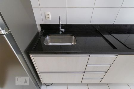 Apartamento à venda com 42m², 1 quarto e 1 vagaCozinha - Pia