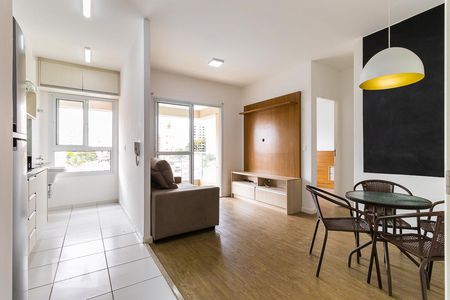 Sala de apartamento à venda com 1 quarto, 42m² em Vila Lídia, Campinas