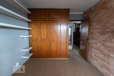 Apartamento para alugar com 204m², 2 quartos e 3 vagasQuarto 2 - Armários