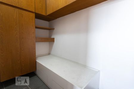 Apartamento para alugar com 204m², 2 quartos e 3 vagasQuarto de Serviço