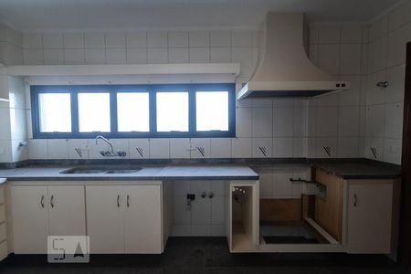 Apartamento para alugar com 204m², 2 quartos e 3 vagasCozinha