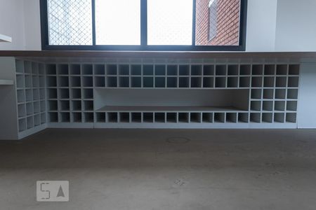 Apartamento para alugar com 204m², 2 quartos e 3 vagasSala