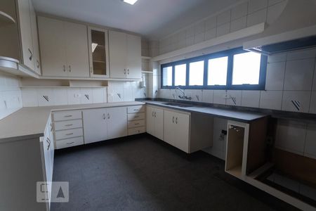 Apartamento para alugar com 204m², 2 quartos e 3 vagasCozinha