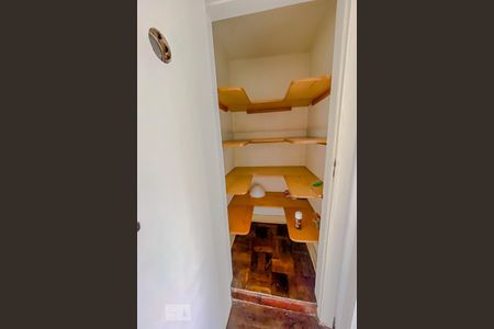 Apartamento à venda com 116m², 3 quartos e sem vagaDispensa