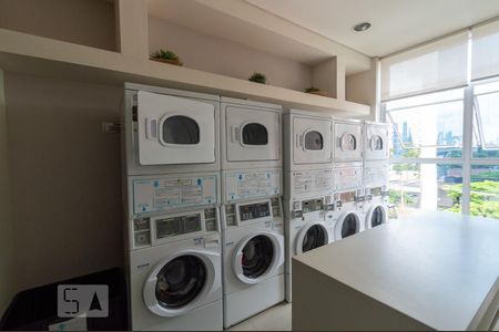 Studio para alugar com 45m², 1 quarto e 1 vagaÁrea comum - lavanderia