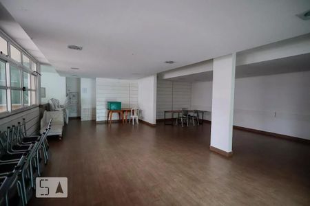 Apartamento para alugar com 70m², 3 quartos e 1 vaga Apartamento para alugar com 70m², 3 quartos e 1 vagaÁrea comum - Salão de festas