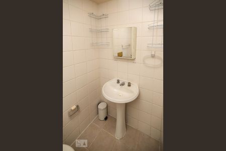 Apartamento para alugar com 70m², 3 quartos e 1 vaga Apartamento para alugar com 70m², 3 quartos e 1 vagaBanheiro suíte