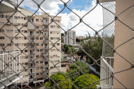 Apartamento para alugar com 70m², 3 quartos e 1 vaga Apartamento para alugar com 70m², 3 quartos e 1 vagaVista área de serviço