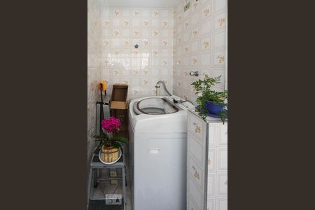 Apartamento à venda com 74m², 2 quartos e 1 vagaÁrea de Serviço