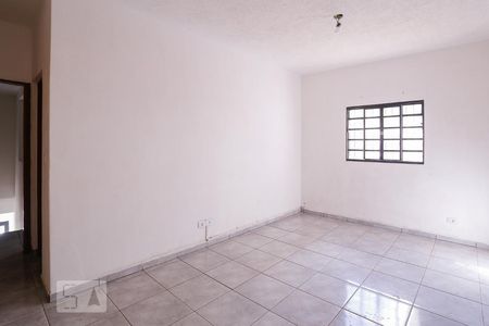 Casa para alugar com 64m², 2 quartos e sem vaga Casa para alugar com 64m², 2 quartos e sem vagaSuíte 2