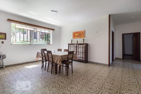 Casa à venda com 600m², 3 quartos e 7 vagasCozinha