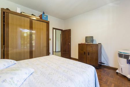 Casa à venda com 600m², 3 quartos e 7 vagasQuarto 1