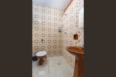 Casa à venda com 600m², 3 quartos e 7 vagasBanheiro de Serviço