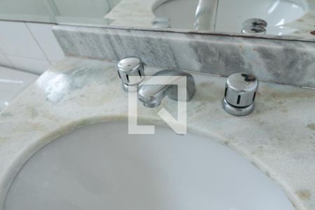 Apartamento para alugar com 68m², 2 quartos e 1 vagaBanheiro 2