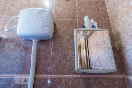 Casa para alugar com 90m², 2 quartos e sem vaga Casa para alugar com 90m², 2 quartos e sem vagaDetalhe do Banheiro 2