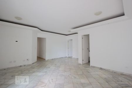 Sala de apartamento à venda com 3 quartos, 123m² em Vila Suzana, São Paulo