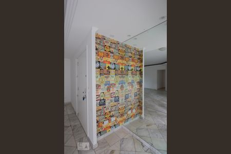 Sala de apartamento à venda com 3 quartos, 123m² em Vila Suzana, São Paulo