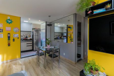 Sala de apartamento à venda com 3 quartos, 62m² em Colônia (zona Leste), São Paulo