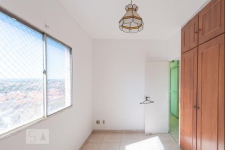 Apartamento à venda com 80m², 2 quartos e 1 vagaQuarto 2 - Armários