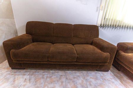 Sofá de casa para alugar com 2 quartos, 150m² em Jordanópolis, São Bernardo do Campo