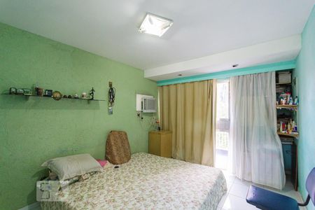 Casa à venda com 450m², 6 quartos e 1 vagaQuarto 4 - Suíte