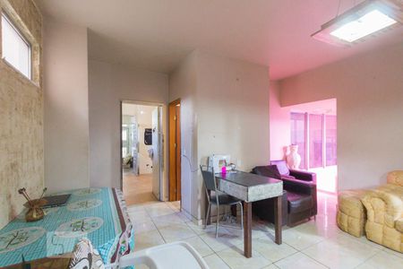 Sala de casa para alugar com 6 quartos, 450m² em Freguesia (jacarepaguá), Rio de Janeiro