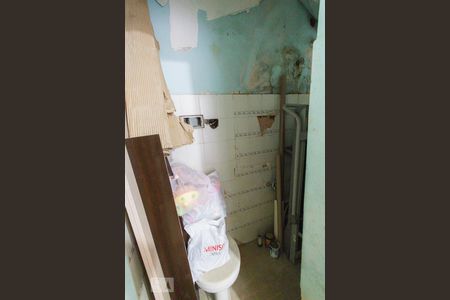 Casa à venda com 450m², 6 quartos e 1 vagaBanheiro de Serviço