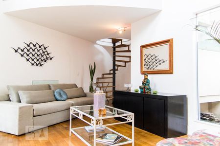 Sala de casa à venda com 3 quartos, 144m² em Vila Scarpelli, Santo André