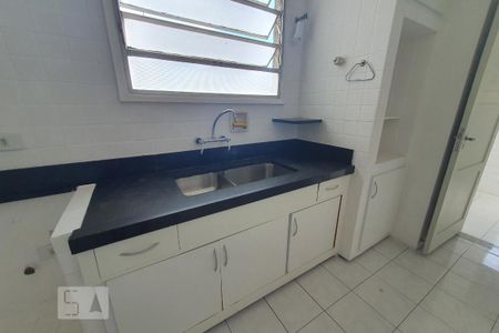 Apartamento para alugar com 170m², 4 quartos e 1 vaga Apartamento para alugar com 170m², 4 quartos e 1 vagaCozinha