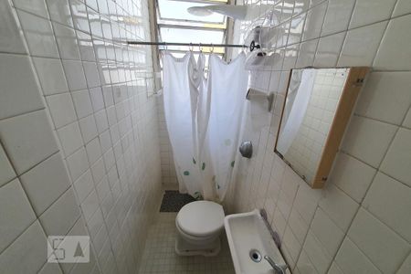 Apartamento para alugar com 170m², 4 quartos e 1 vaga Apartamento para alugar com 170m², 4 quartos e 1 vagaBanheiro de Serviço