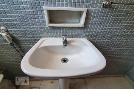 Apartamento para alugar com 170m², 4 quartos e 1 vaga Apartamento para alugar com 170m², 4 quartos e 1 vagaBanheiro