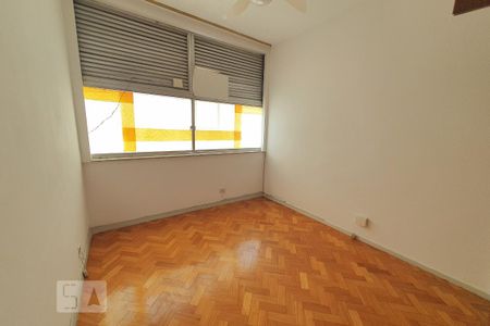 Apartamento para alugar com 170m², 4 quartos e 1 vaga Apartamento para alugar com 170m², 4 quartos e 1 vagaQuarto 2