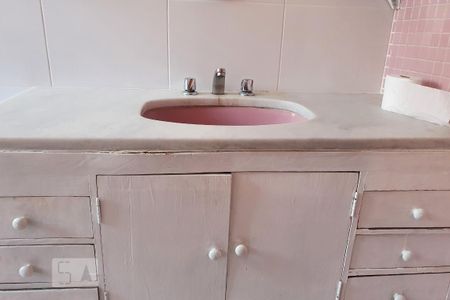 Apartamento para alugar com 170m², 4 quartos e 1 vaga Apartamento para alugar com 170m², 4 quartos e 1 vagaBanheiro 3