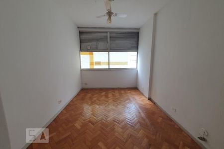 Apartamento para alugar com 170m², 4 quartos e 1 vaga Apartamento para alugar com 170m², 4 quartos e 1 vagaQuarto 4