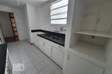 Apartamento para alugar com 170m², 4 quartos e 1 vaga Apartamento para alugar com 170m², 4 quartos e 1 vagaCozinha