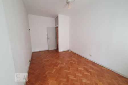 Apartamento para alugar com 170m², 4 quartos e 1 vaga Apartamento para alugar com 170m², 4 quartos e 1 vagaQuarto 4