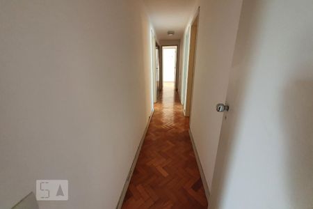Apartamento para alugar com 170m², 4 quartos e 1 vaga Apartamento para alugar com 170m², 4 quartos e 1 vagaCorredor