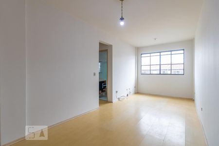 Sala de apartamento para alugar com 2 quartos, 60m² em Sítio Cercado, Curitiba