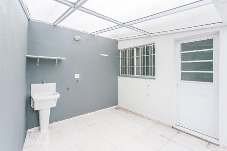Area de Serviço de apartamento para alugar com 3 quartos, 76m² em Vila Lageado, São Paulo
