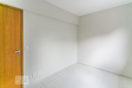 Apartamento para alugar com 76m², 3 quartos e sem vaga Apartamento para alugar com 76m², 3 quartos e sem vagaQuarto 3