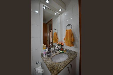 Apartamento à venda com 146m², 4 quartos e 3 vagasLavabo