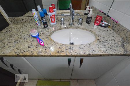 Apartamento à venda com 146m², 4 quartos e 3 vagasBanheiro da Quarto 1 suite master- amário