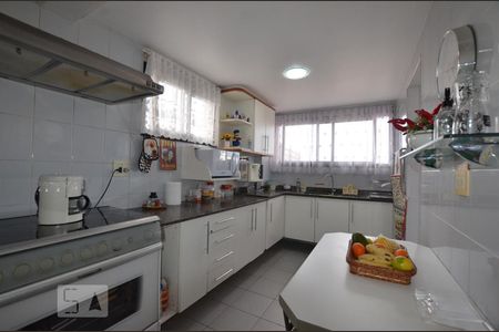 Apartamento à venda com 146m², 4 quartos e 3 vagasCozinha-
