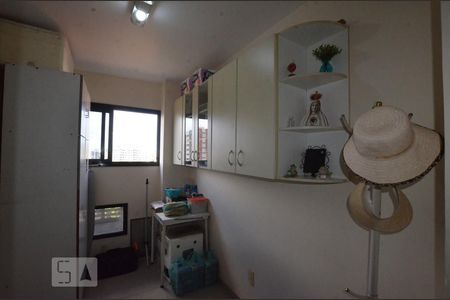 Apartamento à venda com 146m², 4 quartos e 3 vagasQuarto de Serviço-