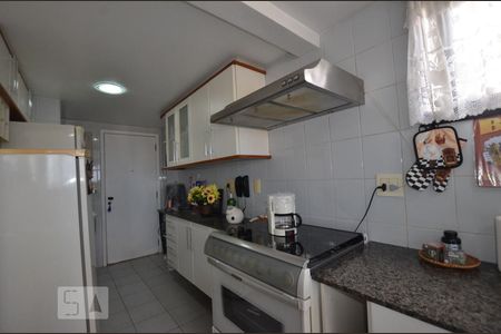 Apartamento à venda com 146m², 4 quartos e 3 vagasCozinha-
