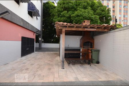 Apartamento à venda com 146m², 4 quartos e 3 vagasÁrea comum - Churrasqueira