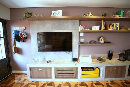 Sala de casa à venda com 3 quartos, 155m² em Jardim das Acácias, São Paulo