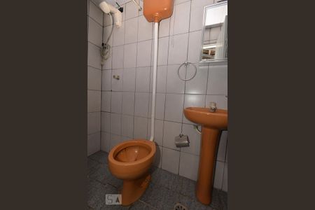 Casa à venda com 130m², 2 quartos e 1 vagaBanheiro de Serviço