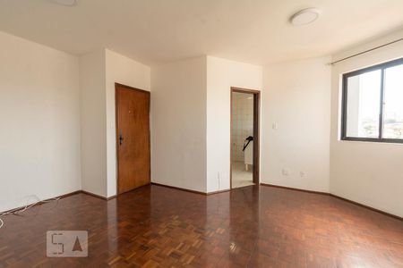 Apartamento à venda com 78m², 2 quartos e 1 vagaSala