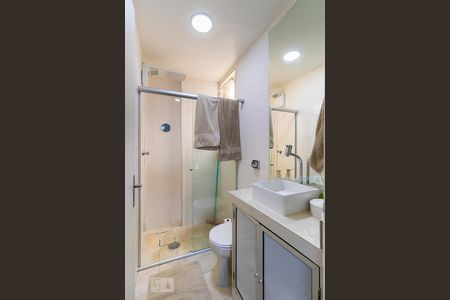 Apartamento à venda com 72m², 3 quartos e 1 vagaBanheiro da suíte